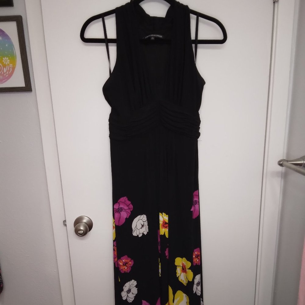 Jones Wear Dress Black Floral Sleeveless V-neck Maxi Formal Dress - Size 10